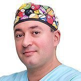 Врач Хачатрян Рубен Араикович