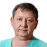 Врач Лотов Олег Станиславович