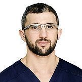 Врач Тагиров Максим Маликович